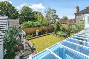 Photo 32- click for photo gallery